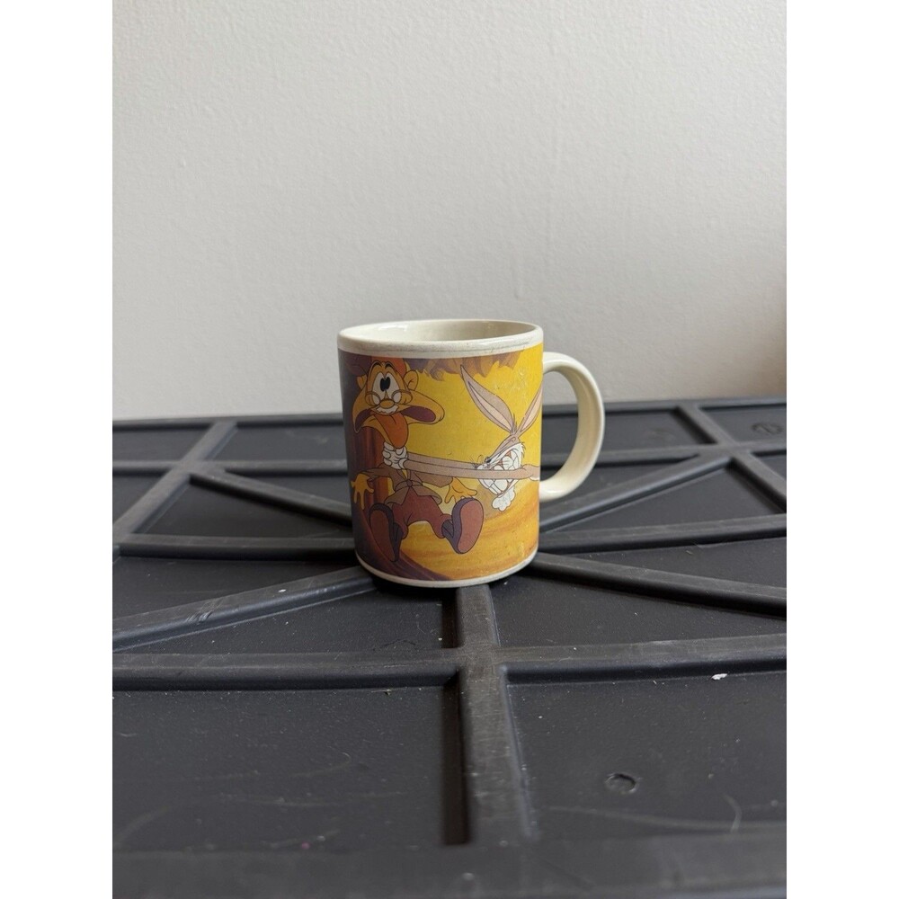Warner Bros. Looney Tunes Bugs Bunny Elmer Fudd Old Grey Hare Mug 1991 Ceramic